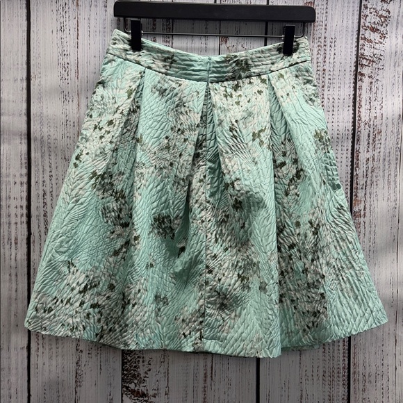 Massimo Dutti Light Mint Green Floral Pattern A-Line Skater Mini Skirt Size 8 - Picture 2 of 7